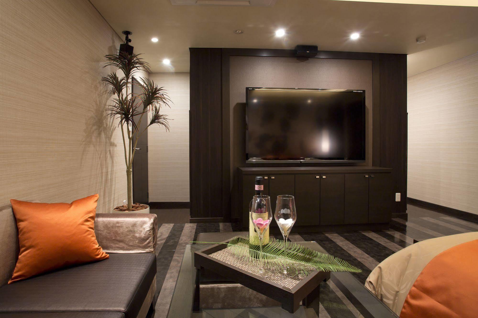 Hotel And Spa Lotus Modern (Adults Only) Kioto Exterior foto