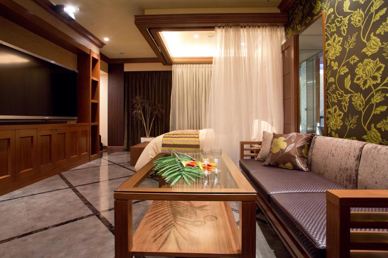 Hotel And Spa Lotus Modern (Adults Only) Kioto Exterior foto